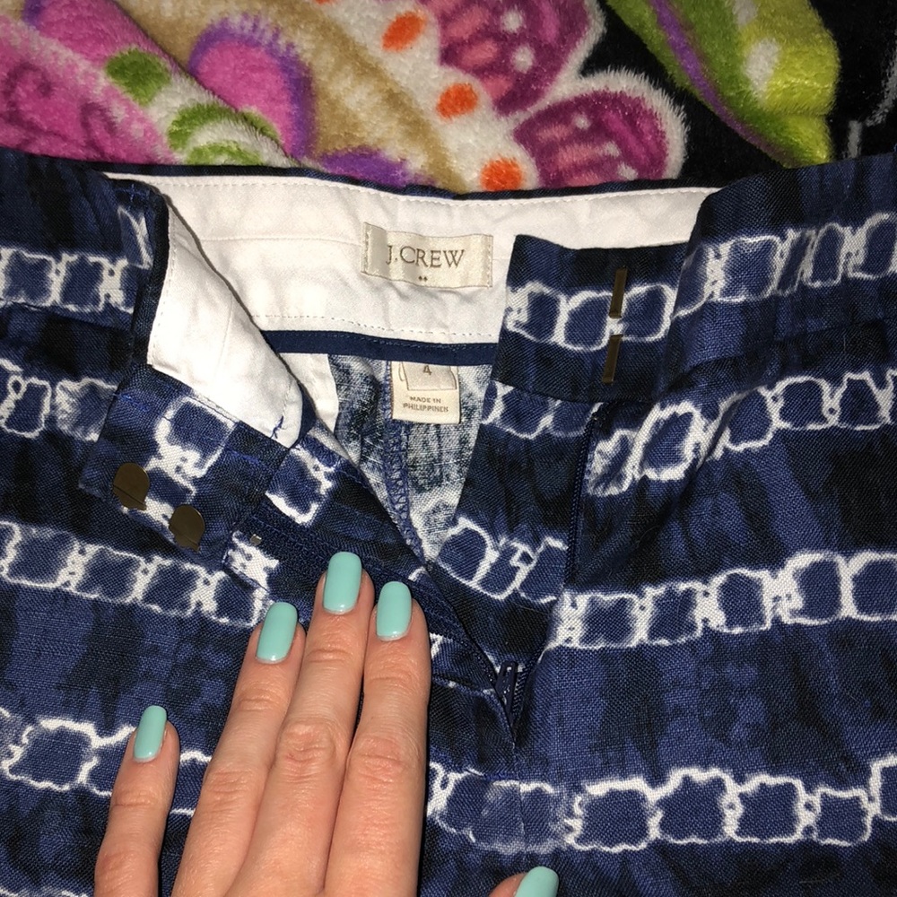J Crew Pattern Shorts - Picture 2 of 4